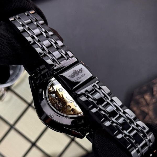 Чоловічий годинник Winner 8222 Black-Gold Steel ABR-1099-0096 фото