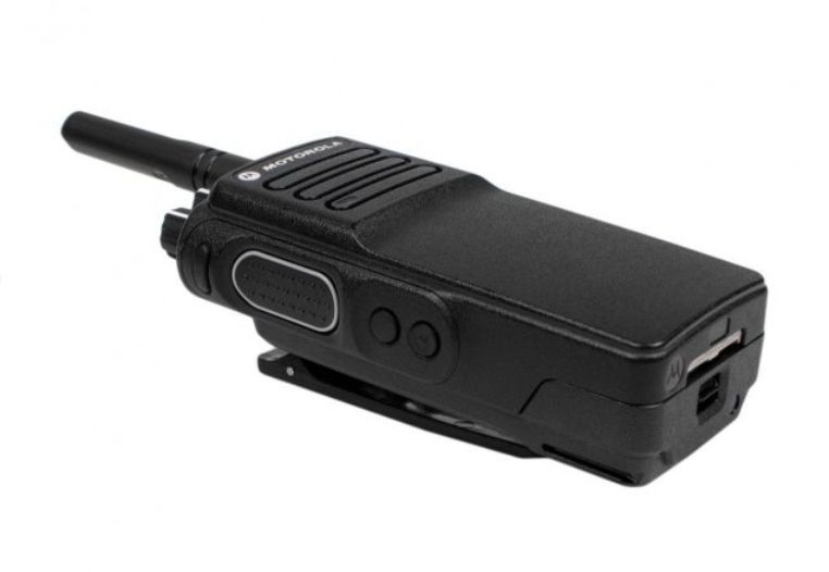 Рація Motorola DP4400e VHF з AES 256 (низькочастотна) цифрова, портативна DP-4400/1 фото