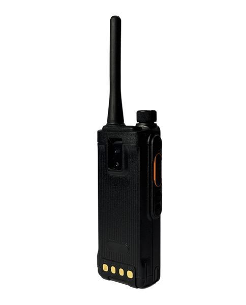 Рація портативна цифрова Hytera HP705 UHF (350-470 МГц) 4 Вт 1024 канали hytera-hp705uhf фото